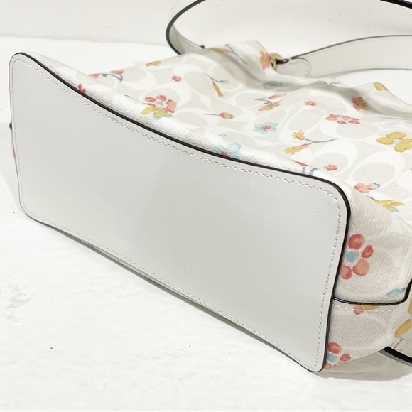 Coach Small Town Bucket Bag Signature Mystical Floral Shoulder Bag - Picture 6 of 7